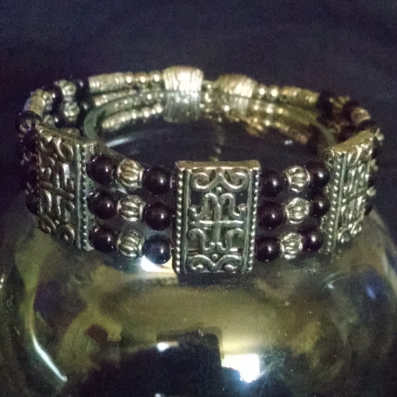 Vintage Antique Style Silver Black Beaded Bracelet
